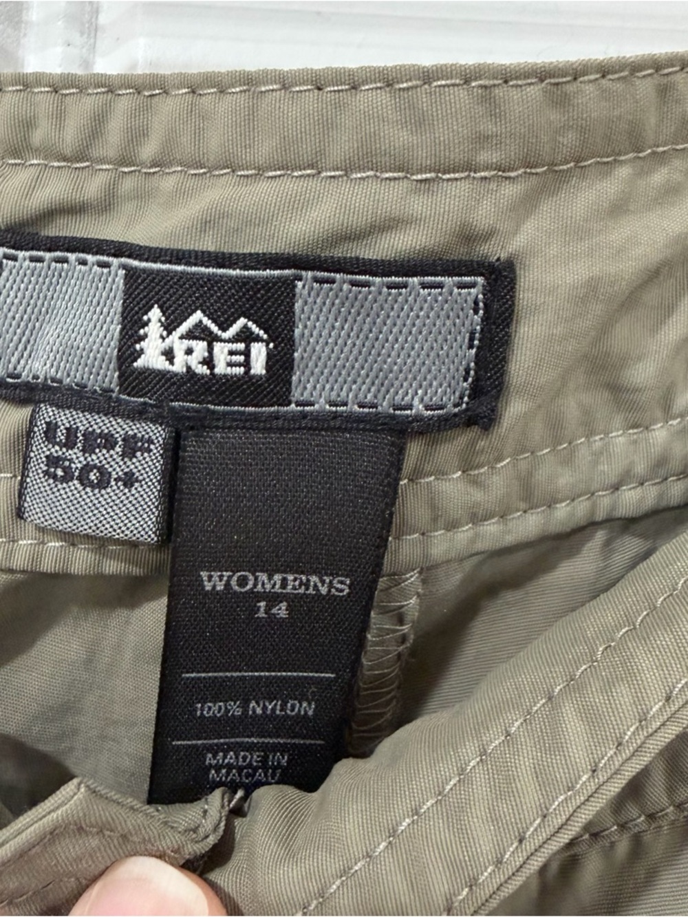 EUC REI Women's Drawstring Hiking Pants in Light Khaki - Picture 6 of 9